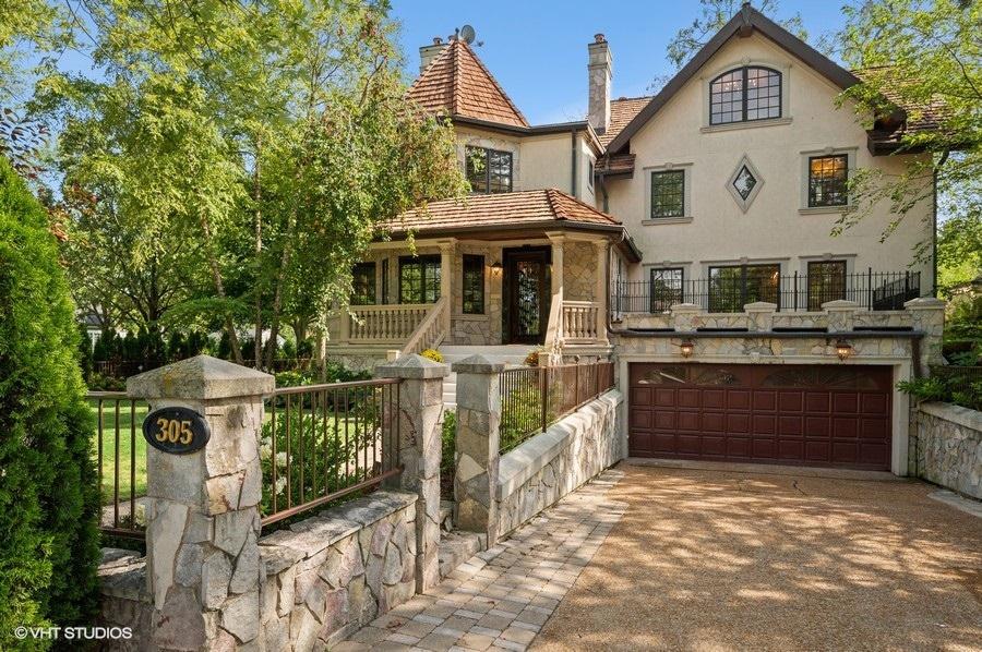 305 Central Ave., Wilmette, IL 60091