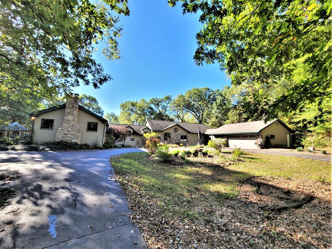 9682 W Winslow Rd., Durand, IL 61024