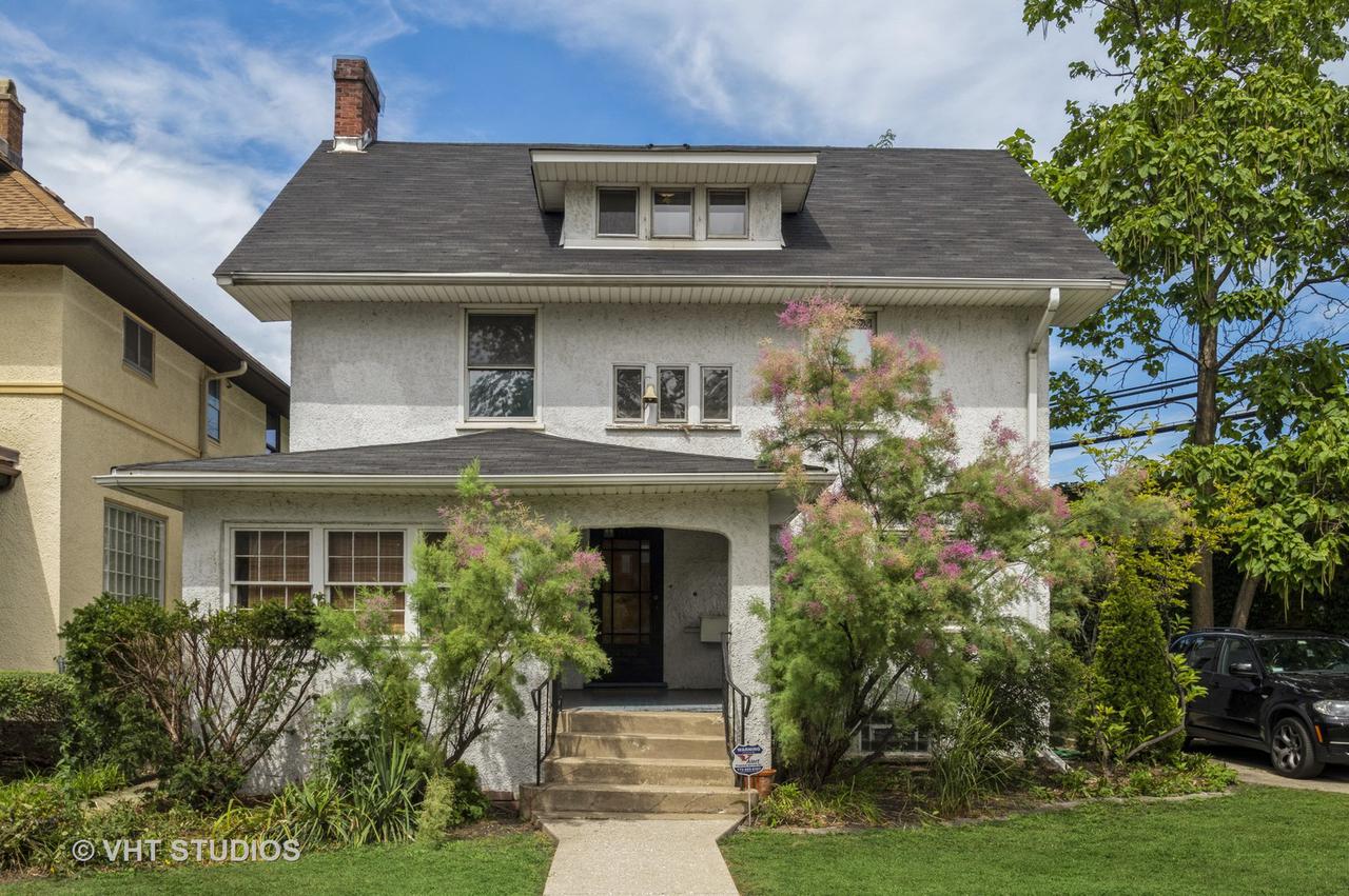 1500 W Sherwin Ave., Chicago, IL 60626