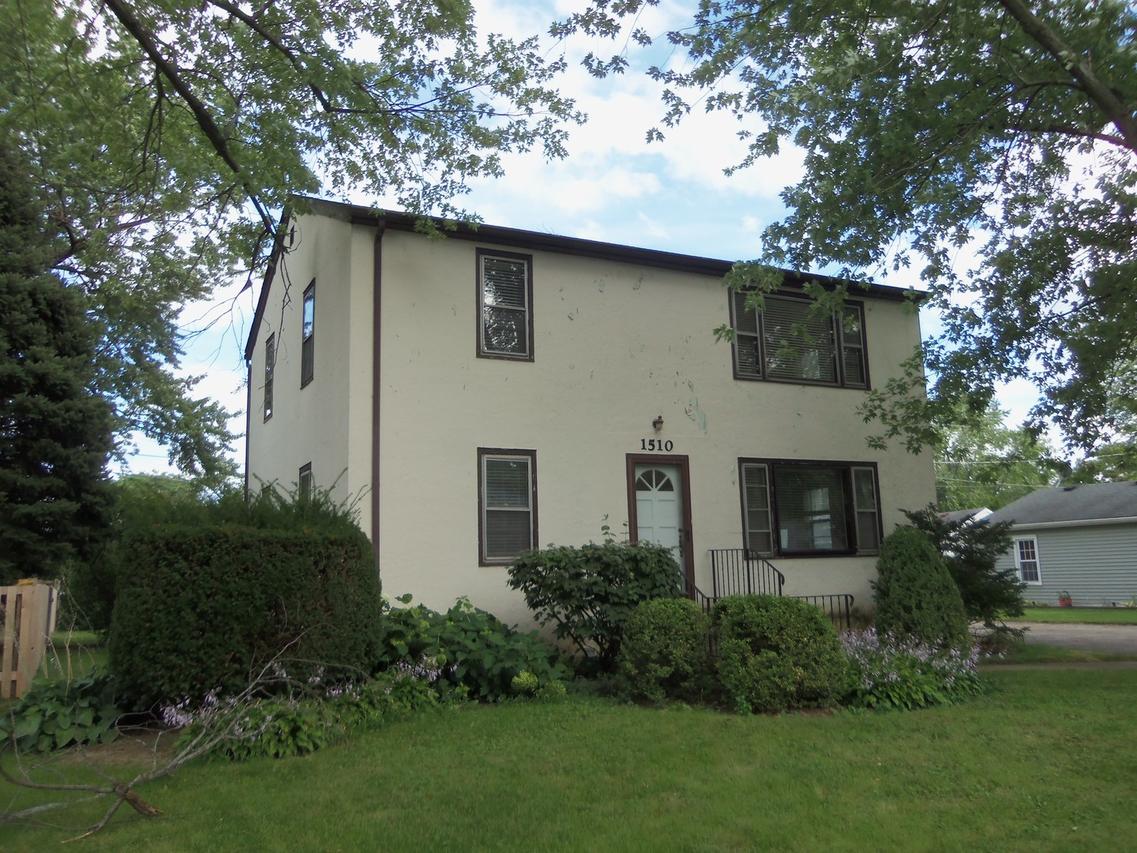 1510 Waverly Pl., Joliet, IL 60435