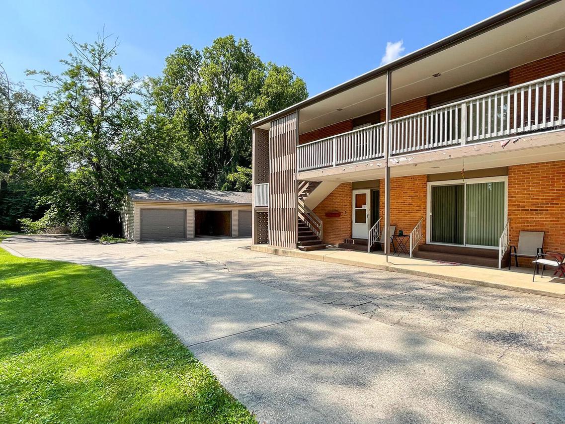 717 S Broadway Ave. #2, Urbana, IL 61801