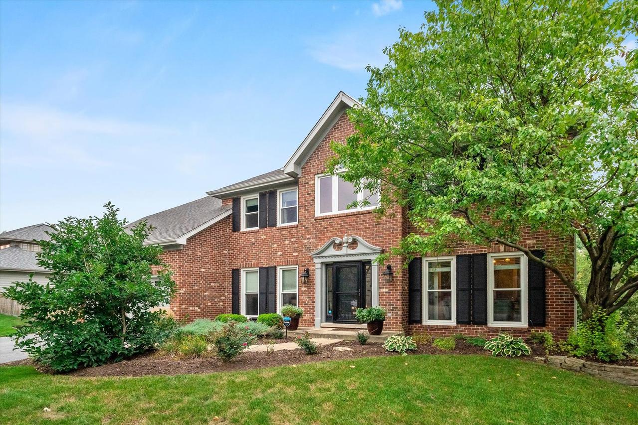 3612 Falkner Dr., Naperville, IL 60564