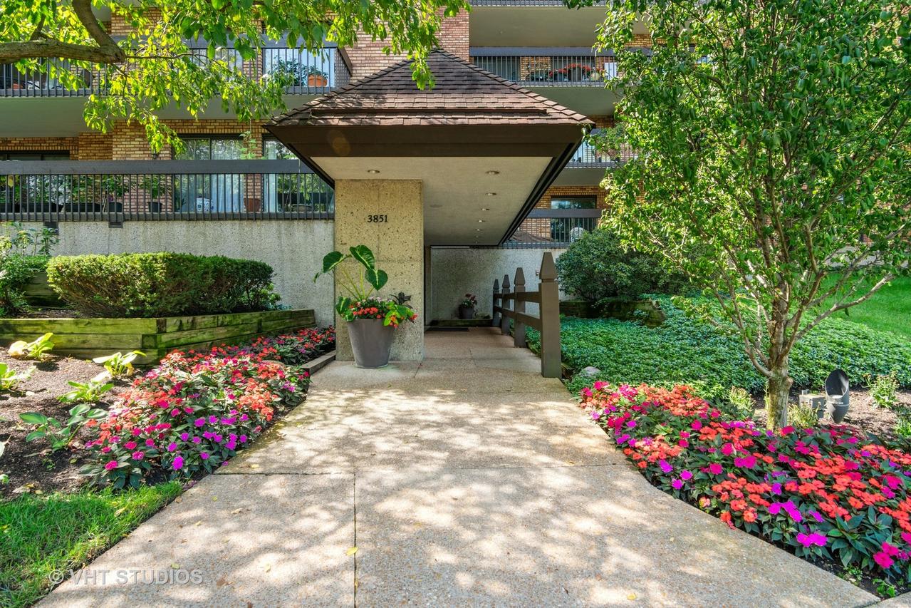 3851 Mission Hills Rd. #510, Northbrook, IL 60062