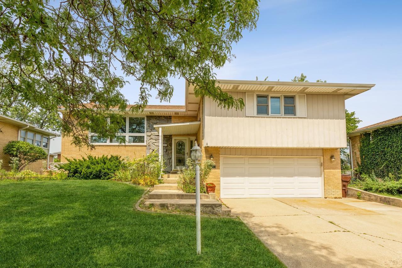 6405 Cedar Rd., Oak Forest, IL 60452