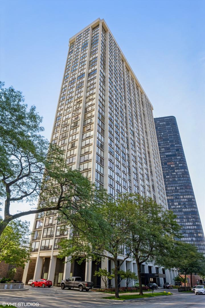 5445 N Sheridan Rd. #3205, Chicago, IL 60640