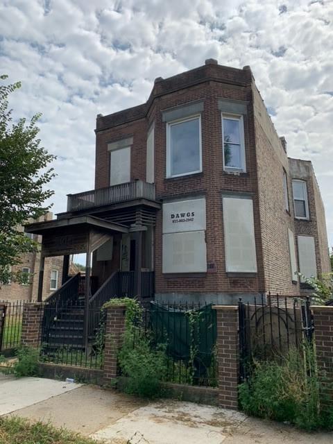 4015 W Jackson Blvd., Chicago, IL 60624
