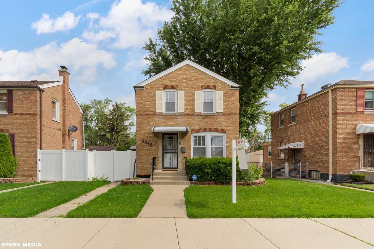 3348 W 84th St., Chicago, IL 60652