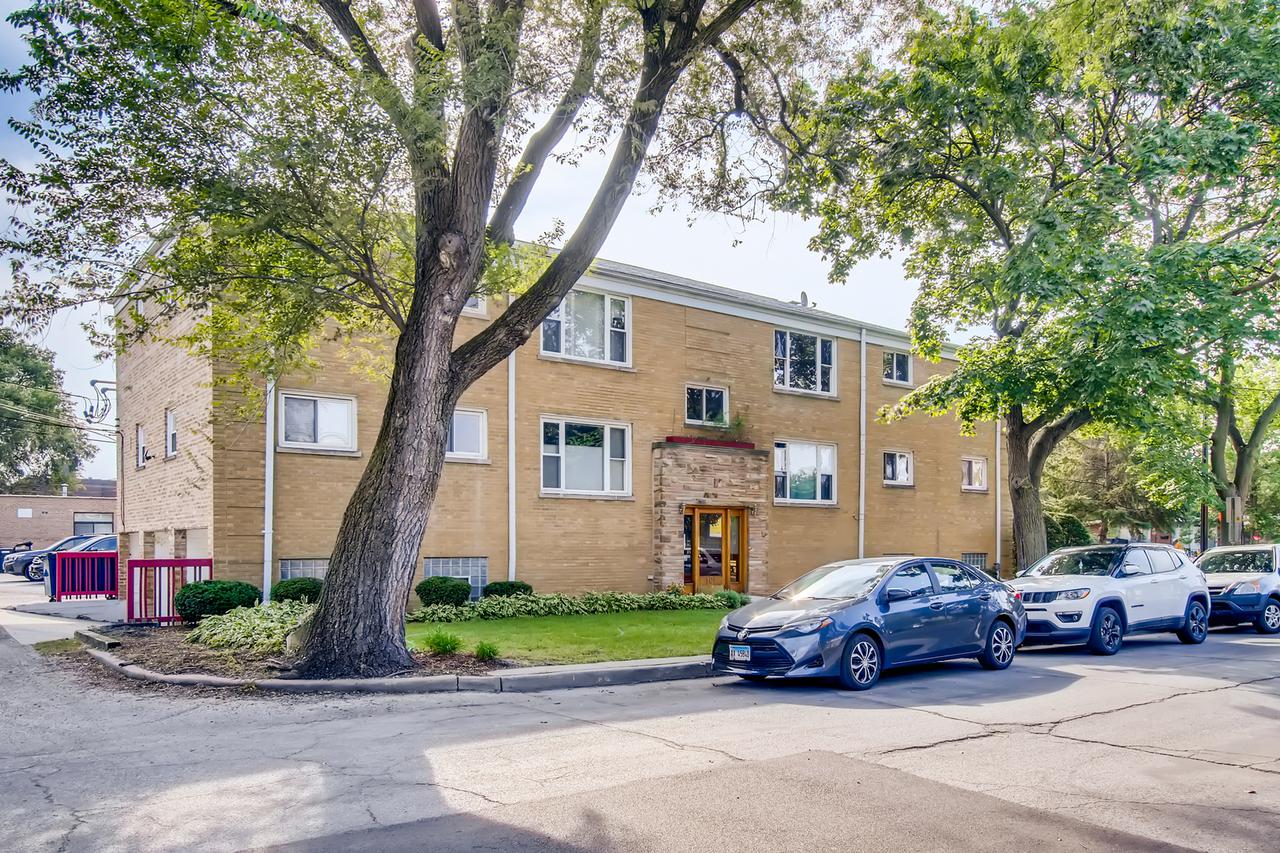 101 Ashland Ave. #3S, Evanston, IL 60202