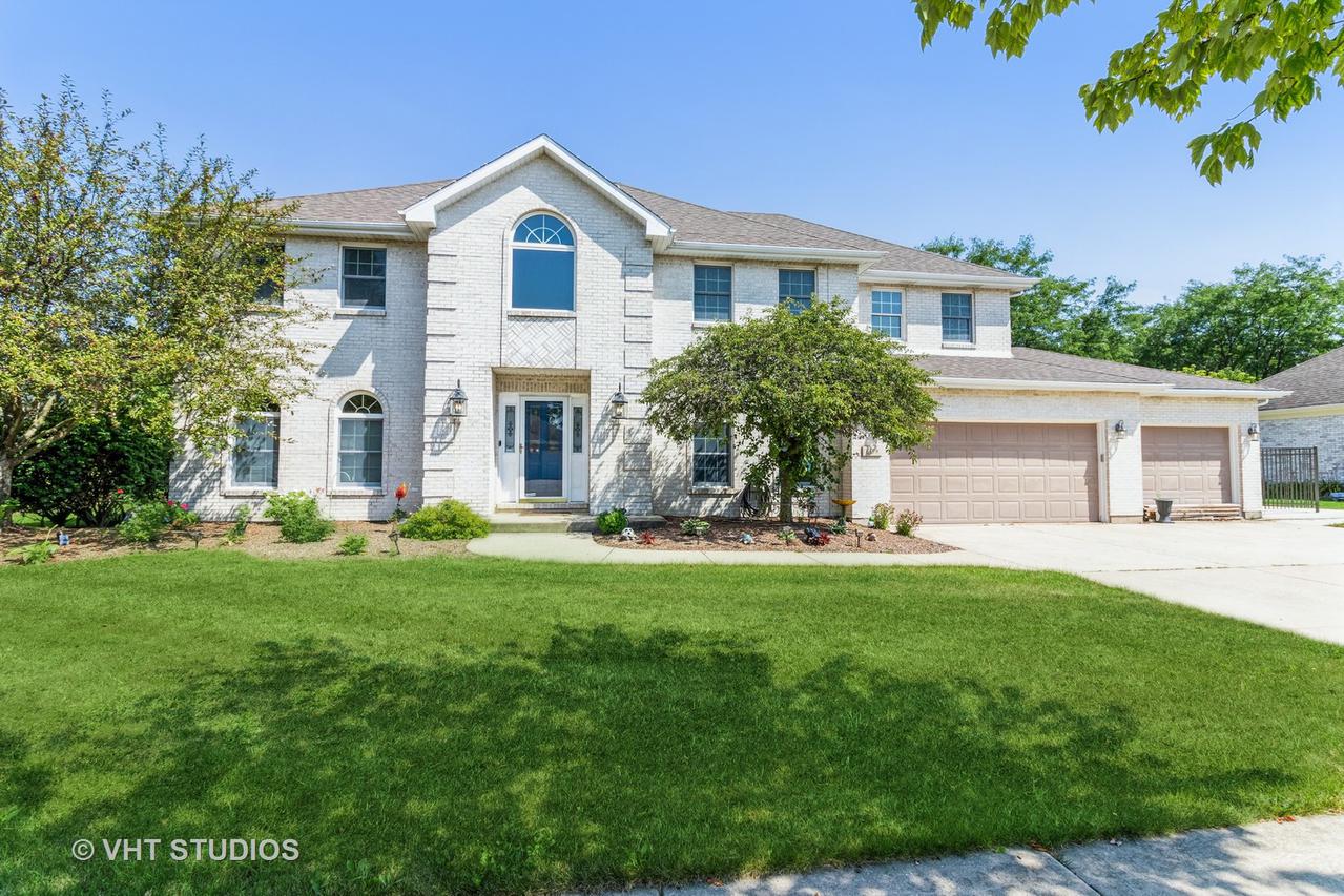 609 Beech Ln., New Lenox, IL 60451