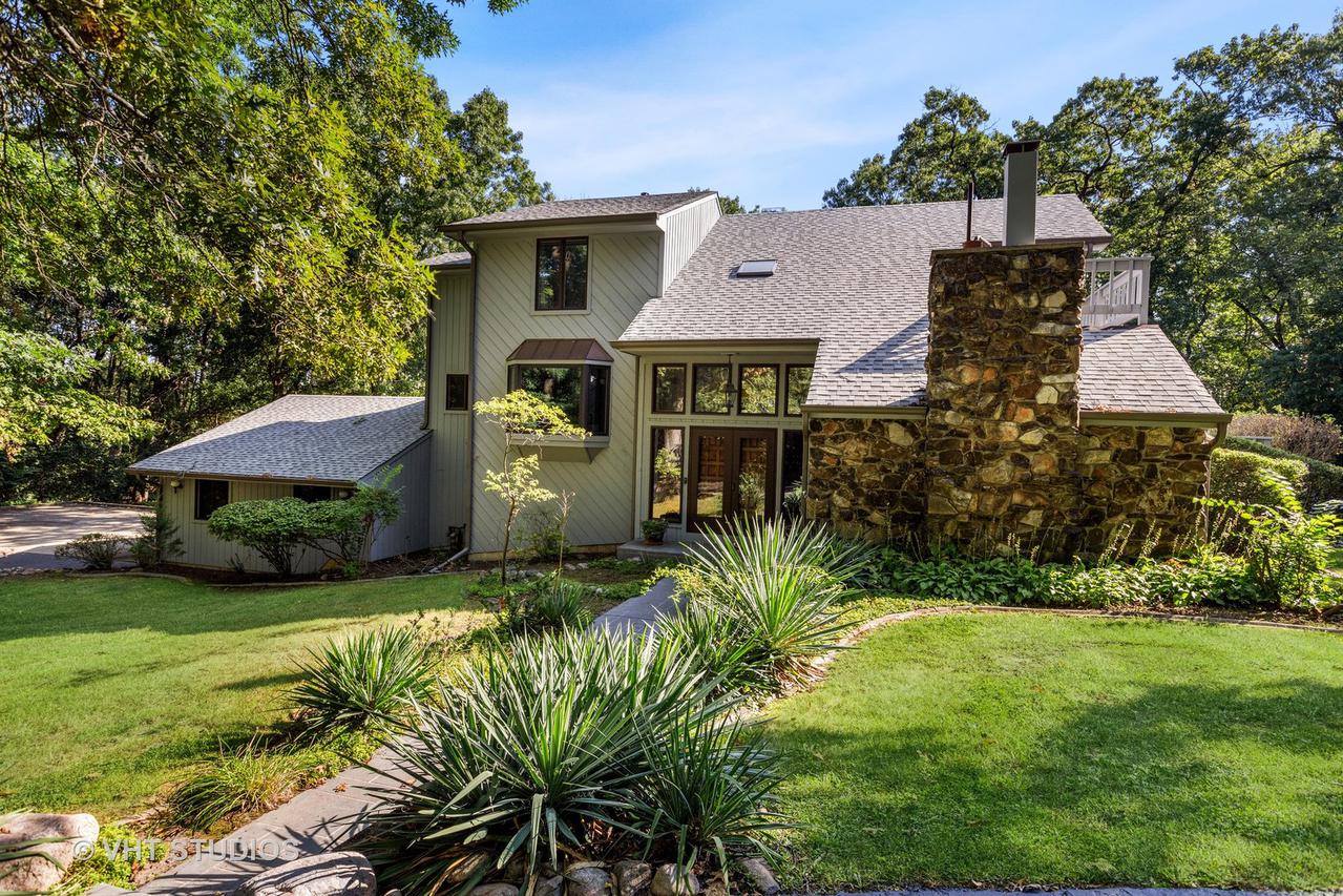110 Swarthmore Ct., Woodstock, IL 60098
