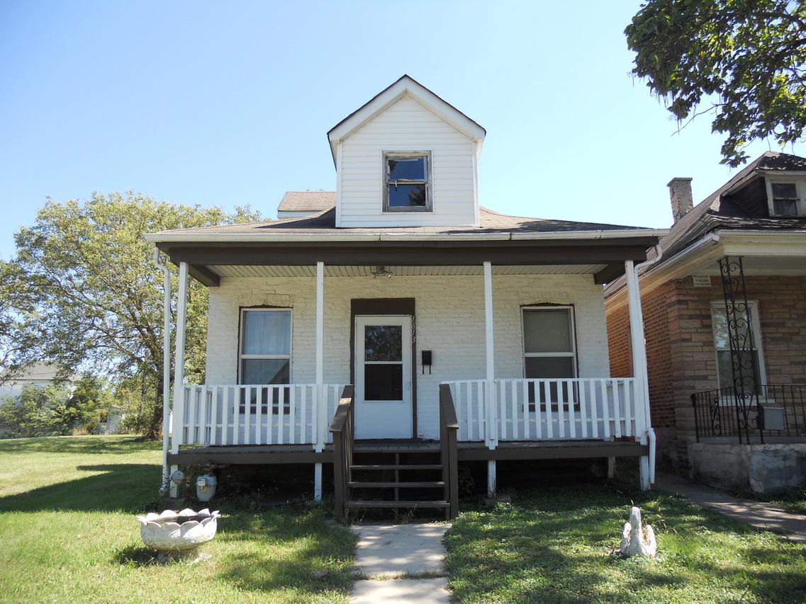 1613 Hanover St., Chicago Heights, IL 60411