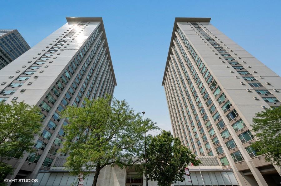 3600 N Lake Shore Dr. #2201, Chicago, IL 60613