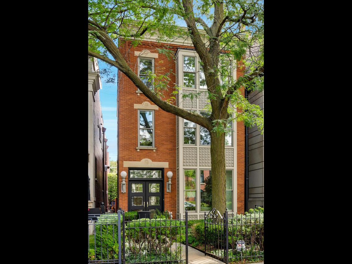 2125 N Clifton Ave., Chicago, IL 60614