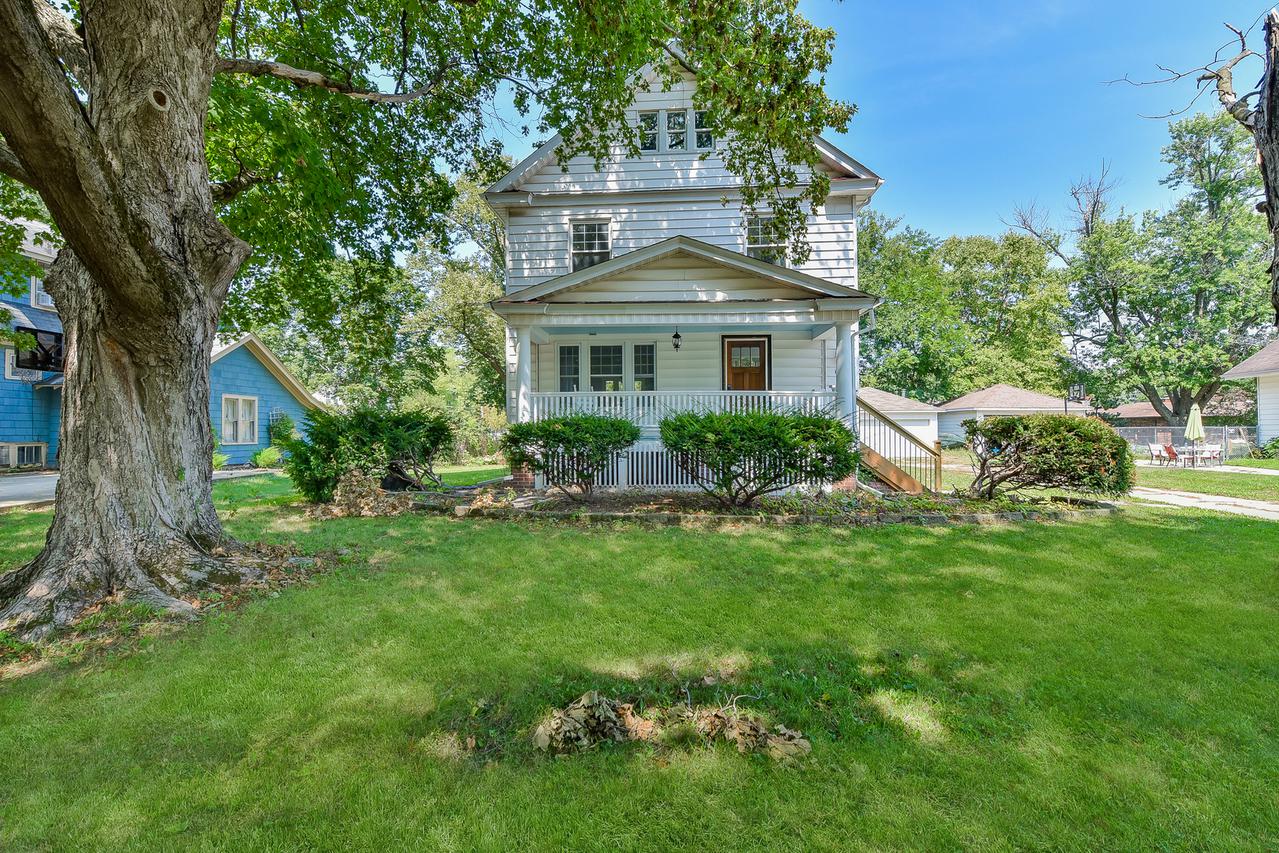 450 E Dekalb St., Somonauk, IL 60552