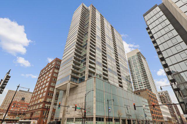 611 S Wells St. #1110, Chicago, IL 60607