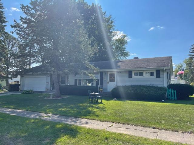 908 S Bauch Ave., Freeport, IL 61032