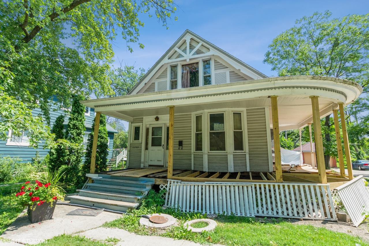 10729 S Longwood Dr., Chicago, IL 60643