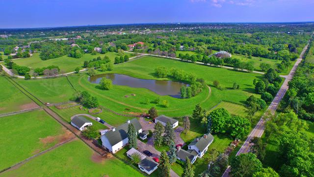 180 Old Sutton Rd., Barrington Hills, IL 60010