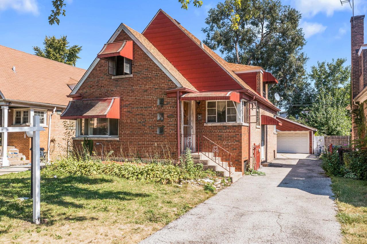 7733 S Hamilton Ave., Chicago, IL 60620