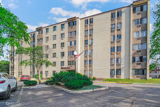 9745 S. Karlov Ave. #601, Oak Lawn, IL 60453
