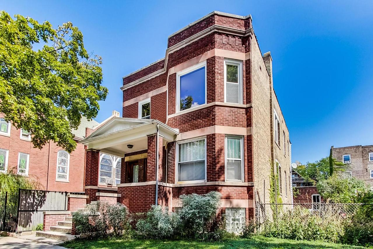 2249 N Lawndale Ave., Chicago, IL 60647