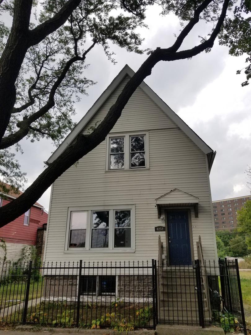 4252 S Wells St., Chicago, IL 60609