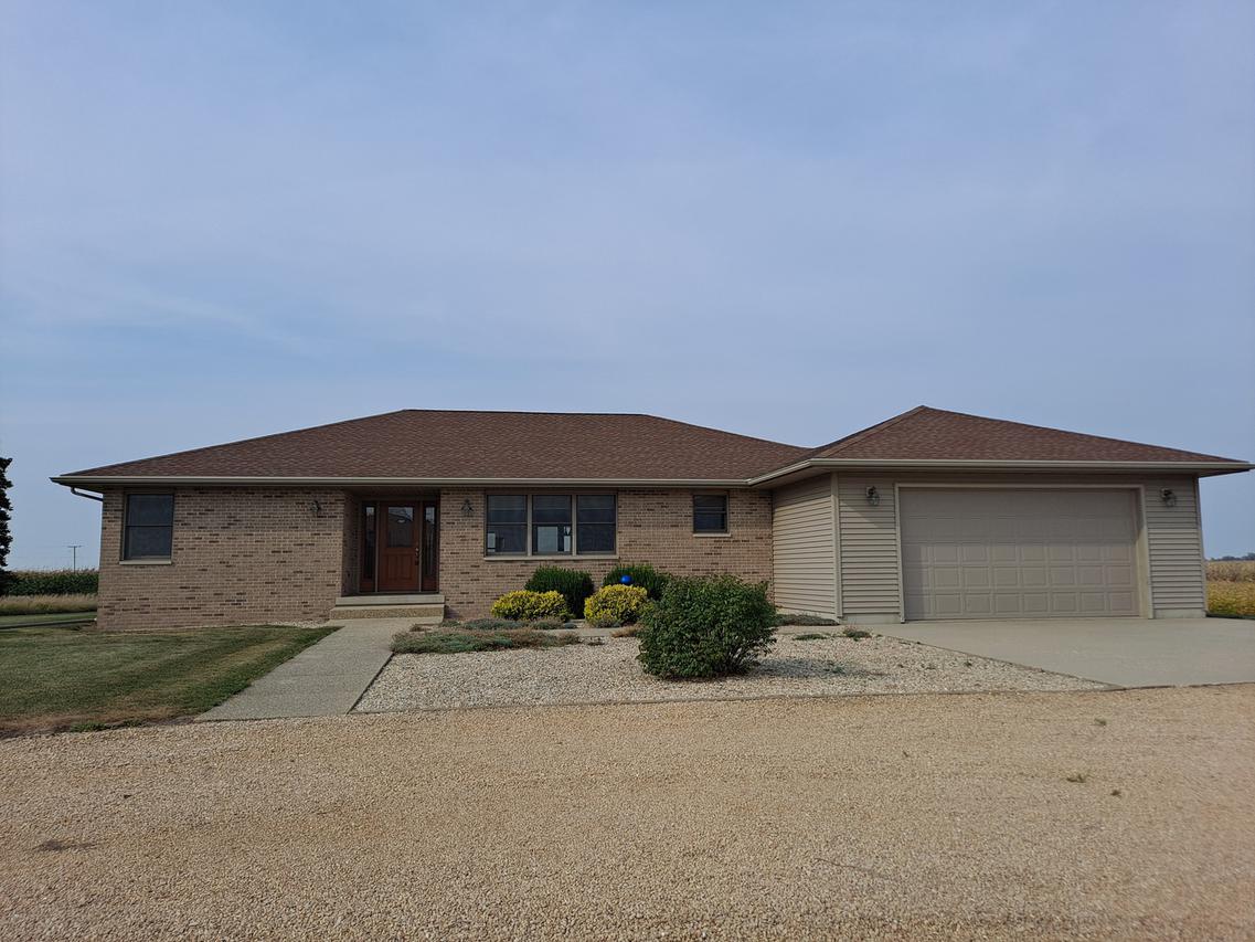 12 Penkins Rd., Lamoille, IL 61330