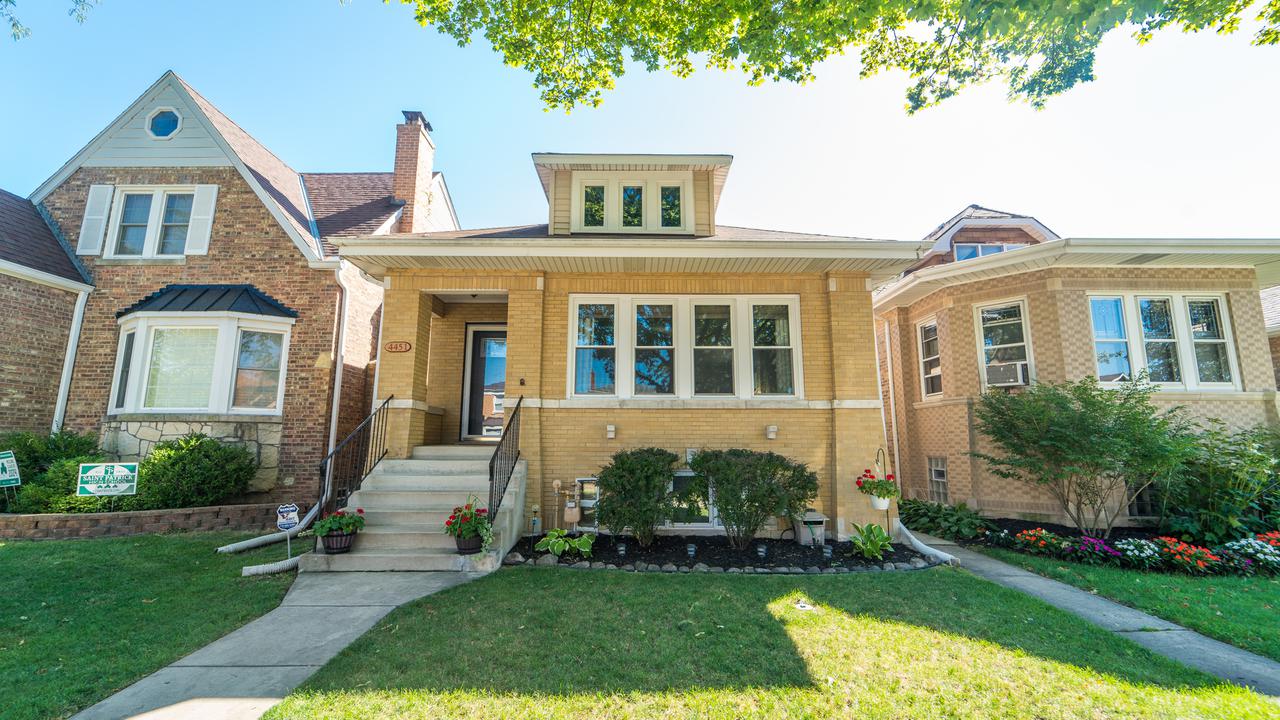 4451 N Menard Ave., Chicago, IL 60630