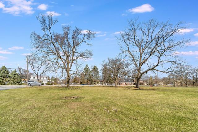 3825 Flossmoor Rd., Homewood, IL 60430
