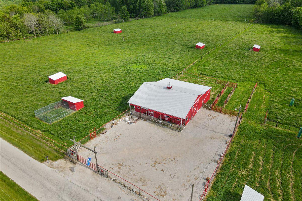 9912 E 1980 N Rd., Oakwood, IL 61858