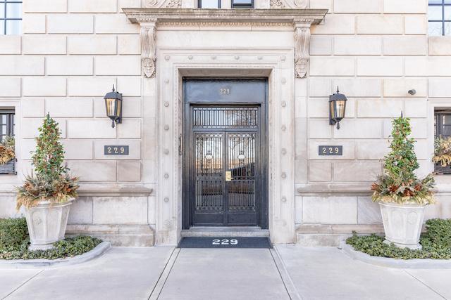 229 E. Lake Shore Dr. #6W, Chicago, IL 60611