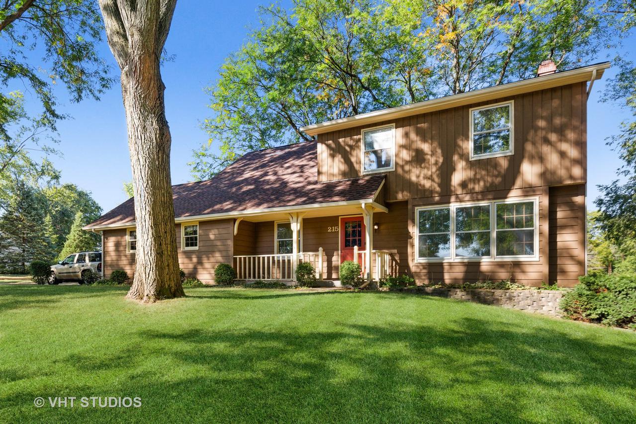 215 Howard Ave., East Dundee, IL 60118