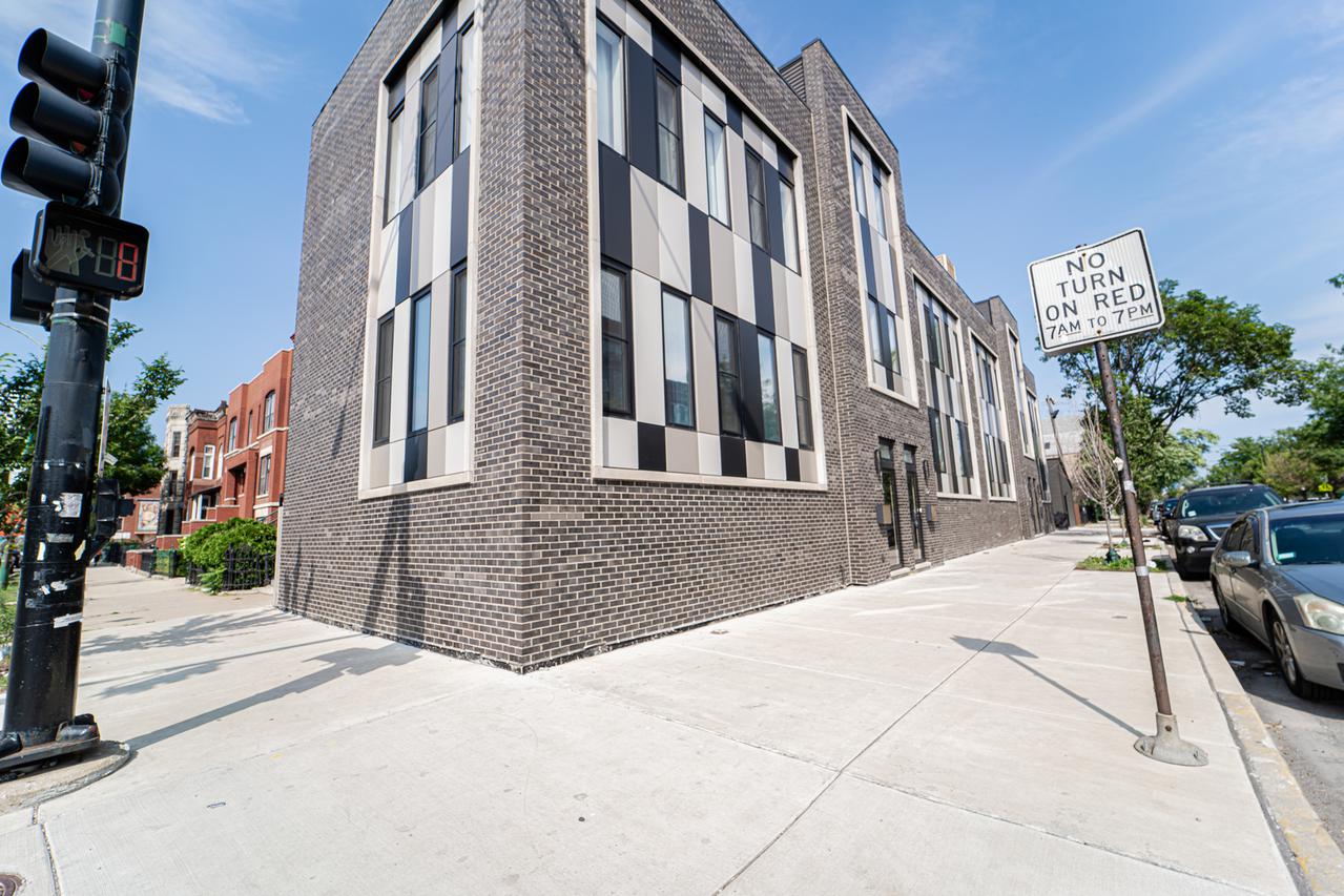 1554 W 21st St., Chicago, IL 60608