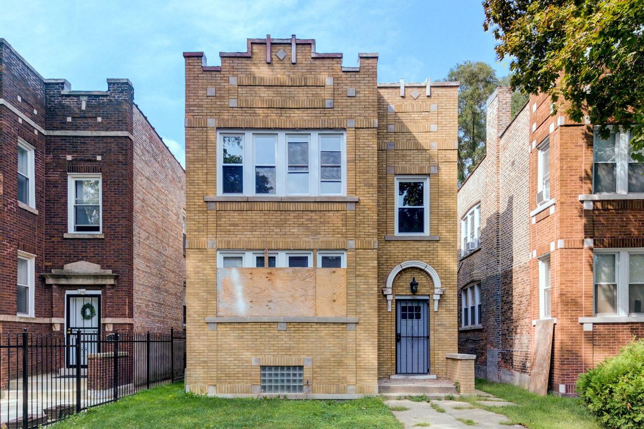 5212 S Peoria St., Chicago, IL 60609