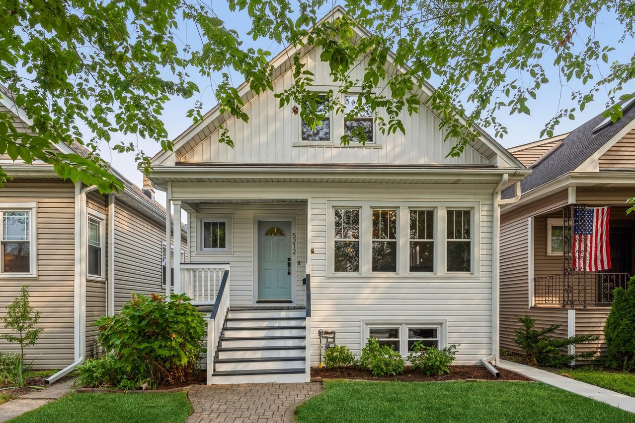 5212 W Waveland Ave., Chicago, IL 60641