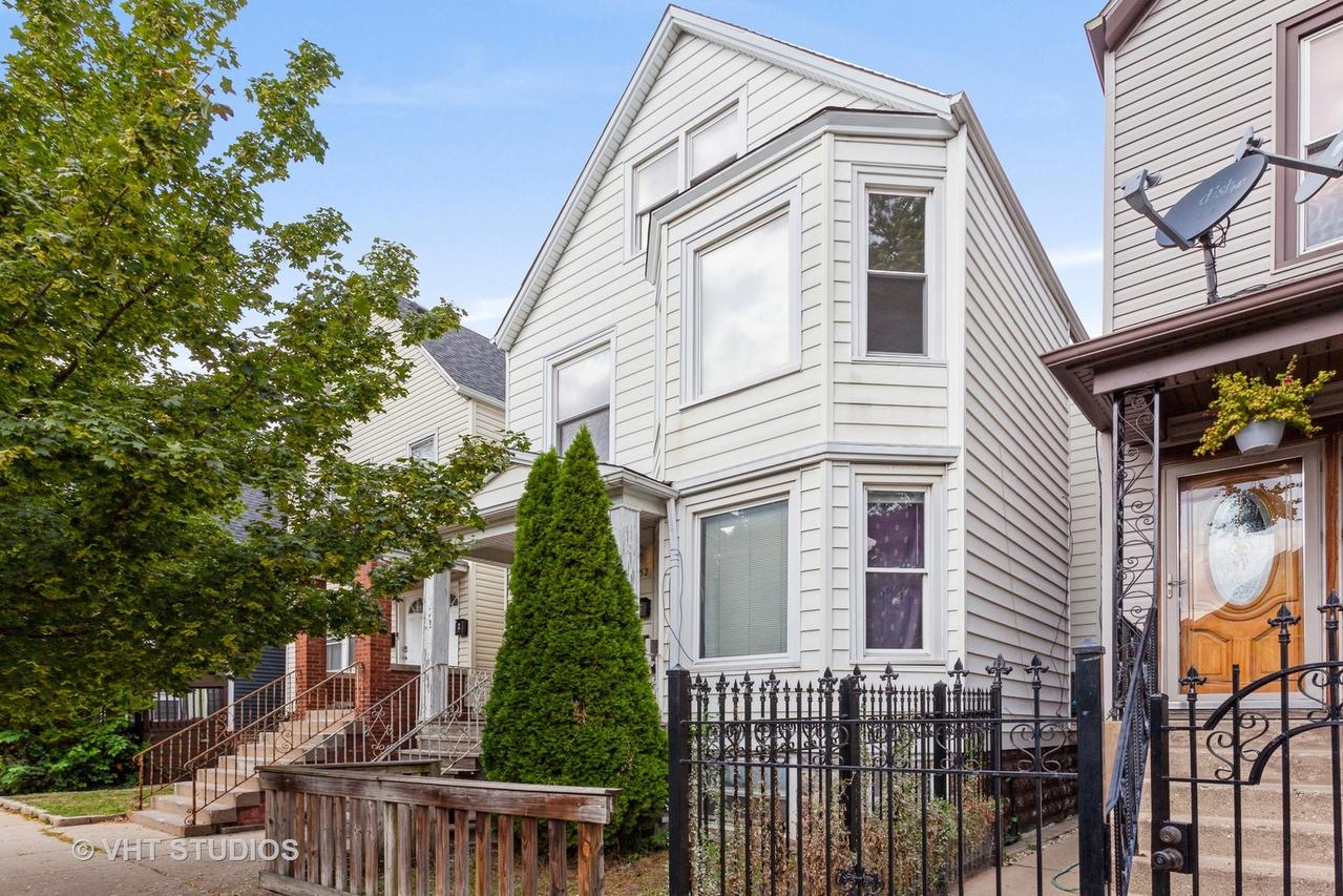 2952 N Wisner Ave., Chicago, IL 60618
