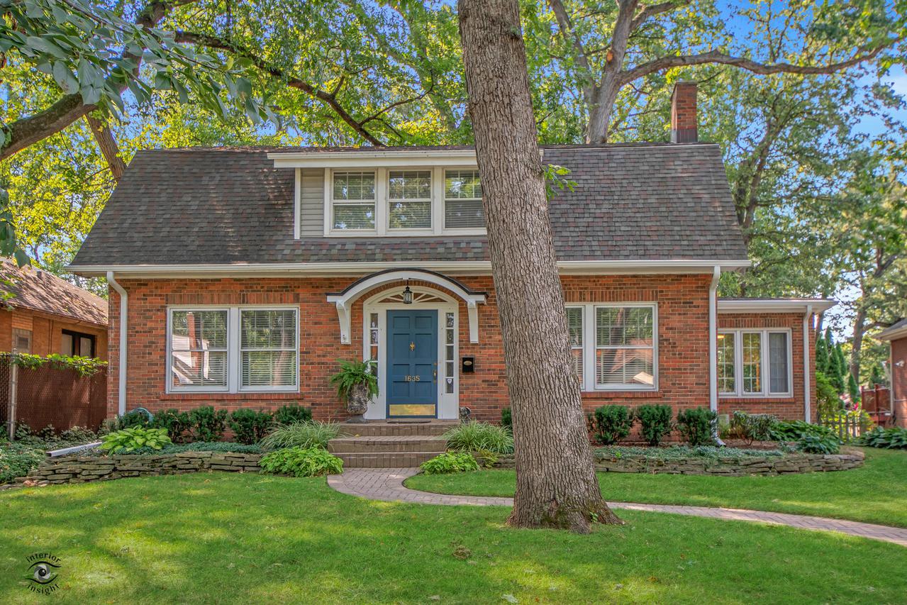 1635 W 104th St., Chicago, IL 60643
