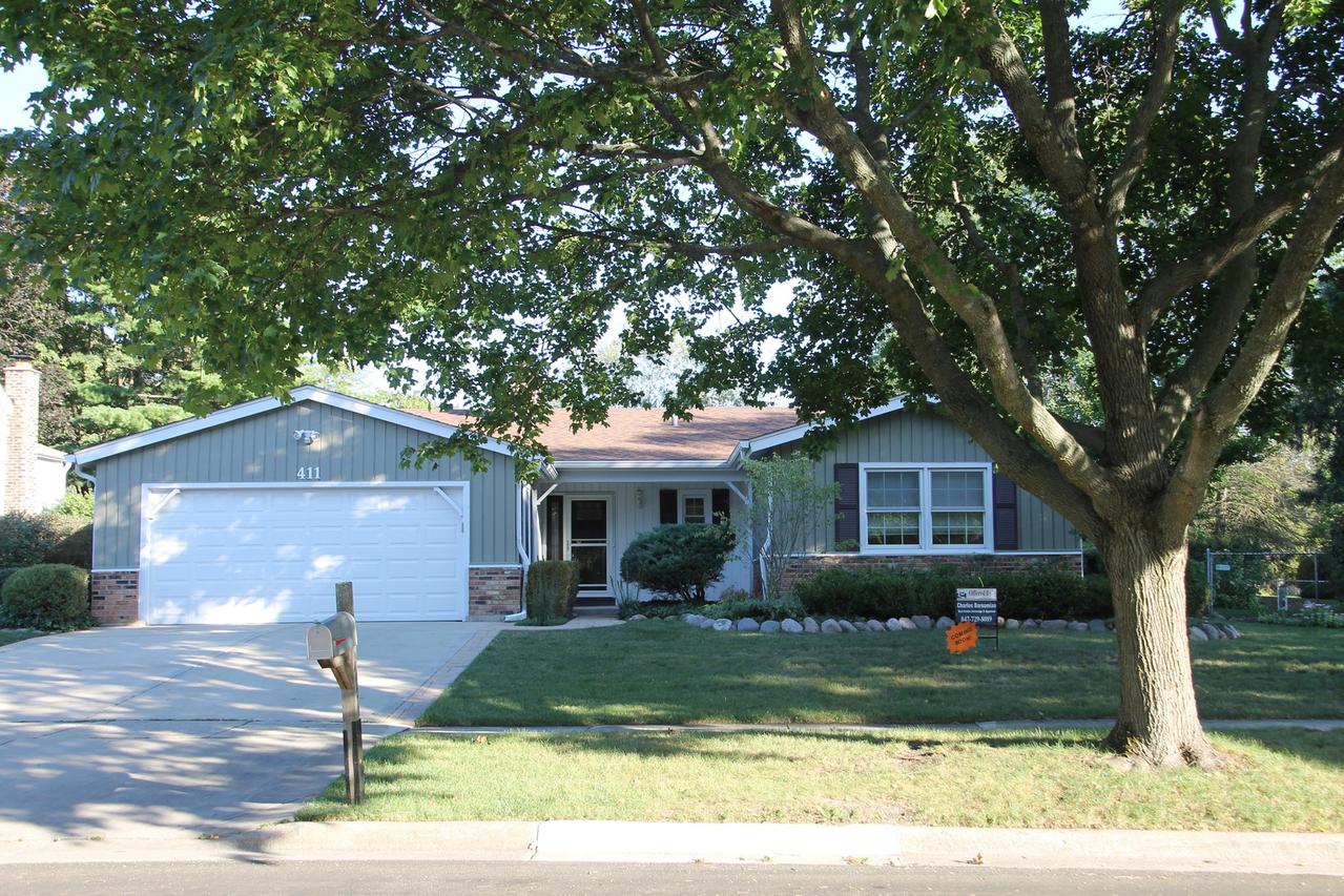 411 Sandy Ln., Libertyville, IL 60048