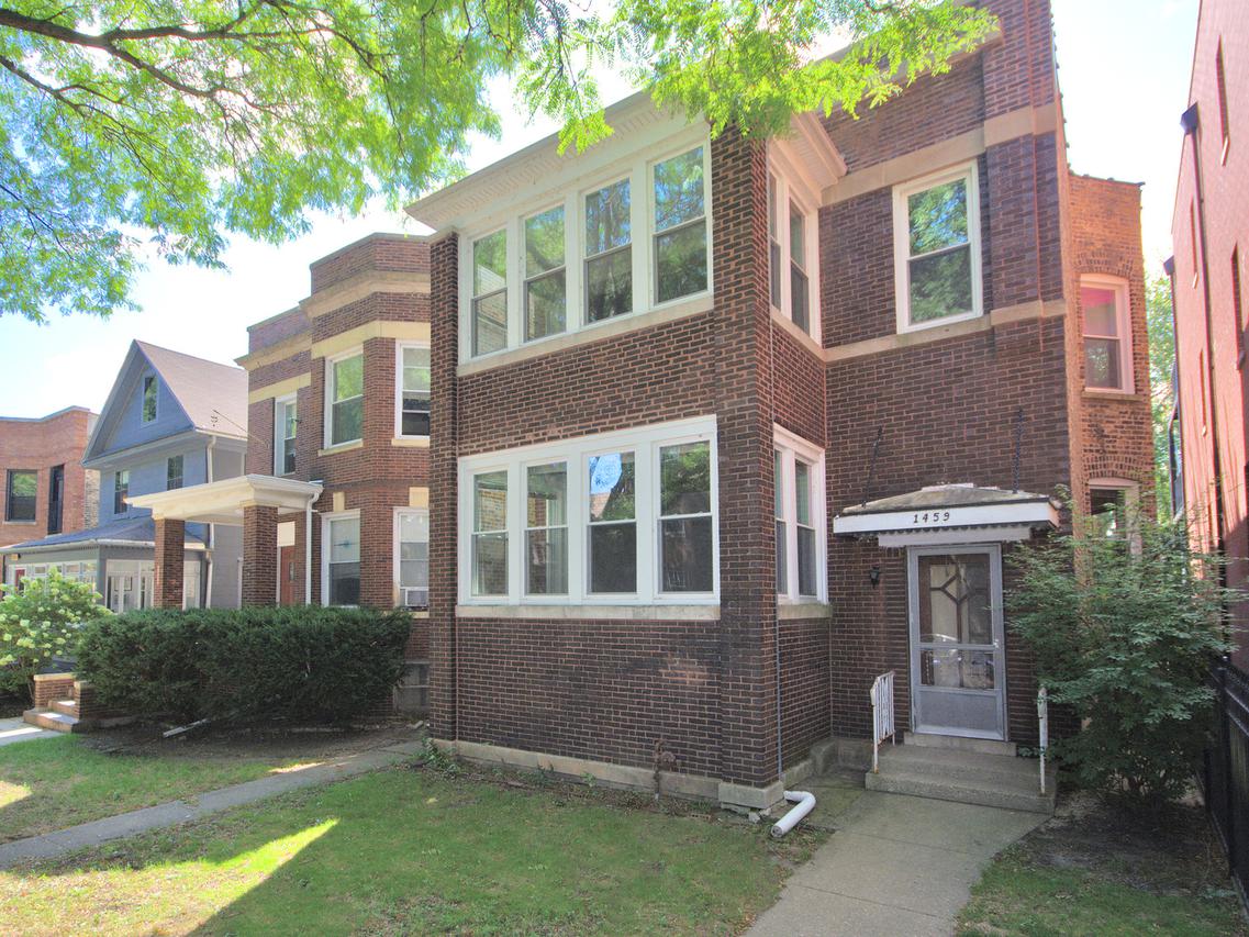 1459 W Hollywood Ave., Chicago, IL 60660