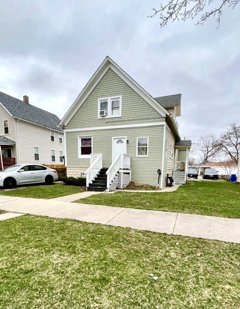 233 Sawyer Ave., La Grange, IL 60525