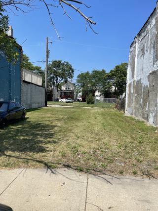 3948 W. Ontario St., Chicago, IL 60624