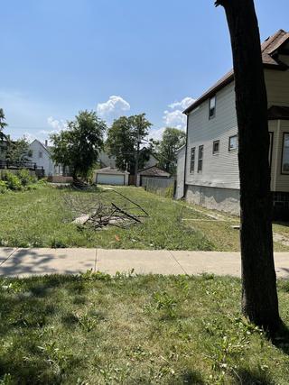 4637 W. Erie St., Chicago, IL 60644