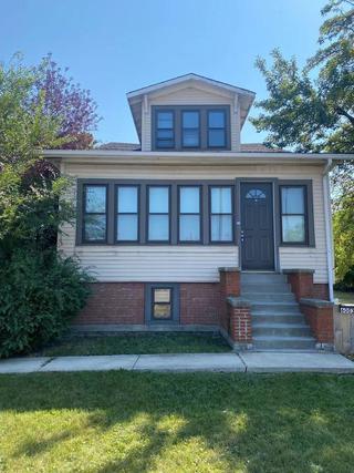 6003 S Archer Ave., Chicago, IL 60638