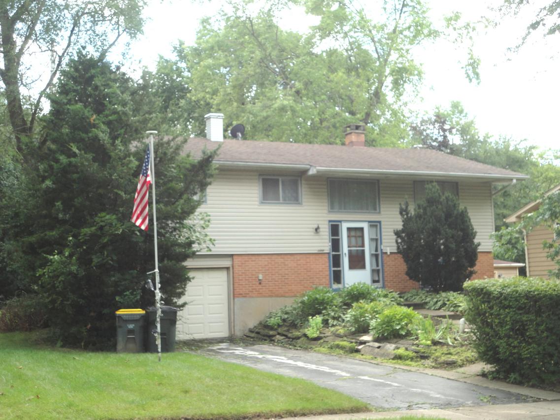 21W311 Ahlstrand Rd., Lombard, IL 60148