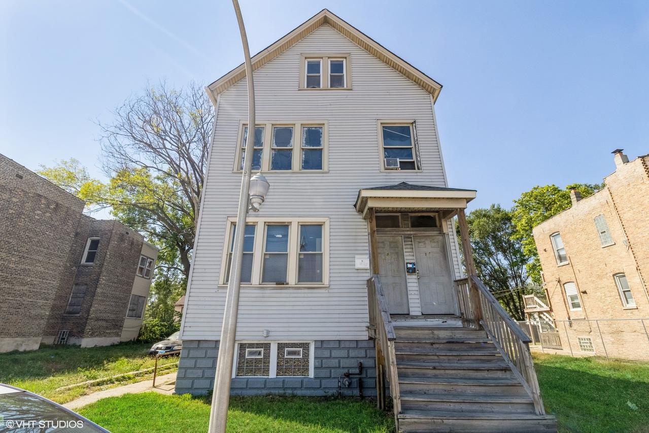 [Address Hidden by Seller], Chicago, IL 60609