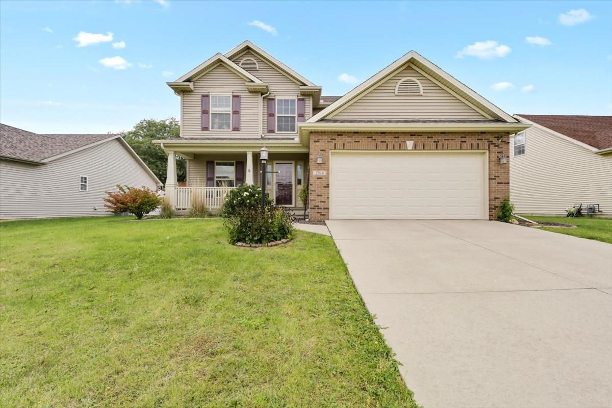 1704 Oliger Dr., Mahomet, IL 61853