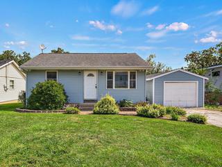 33055 N Eastview Ave., Grayslake, IL 60030