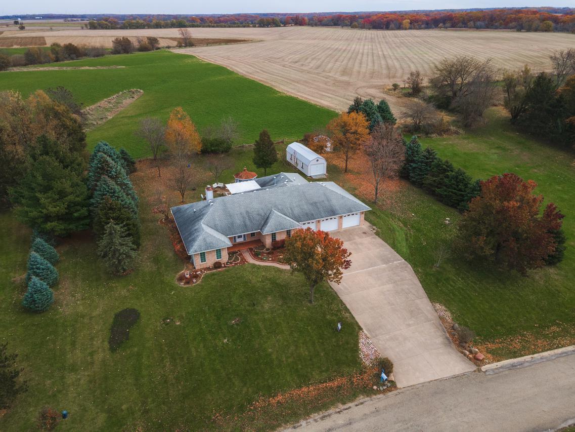 534 Fairway Dr., El Paso, IL 61738