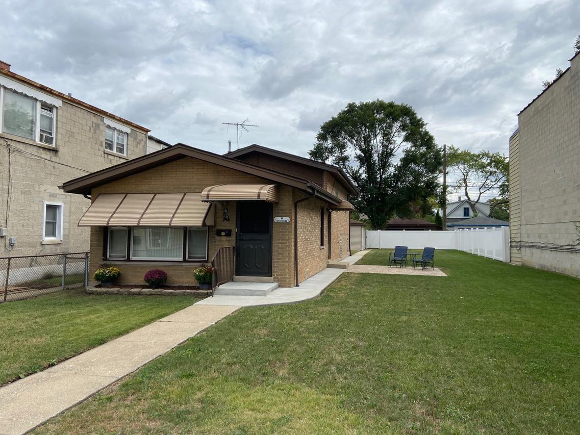 4109 Joliet Ave., Lyons, IL 60534