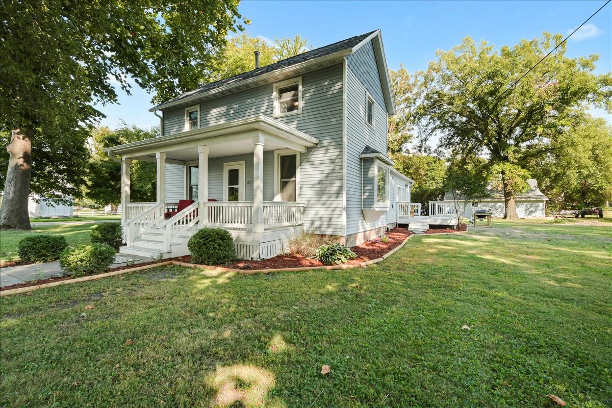 113 N Madison St., Sibley, IL 61773